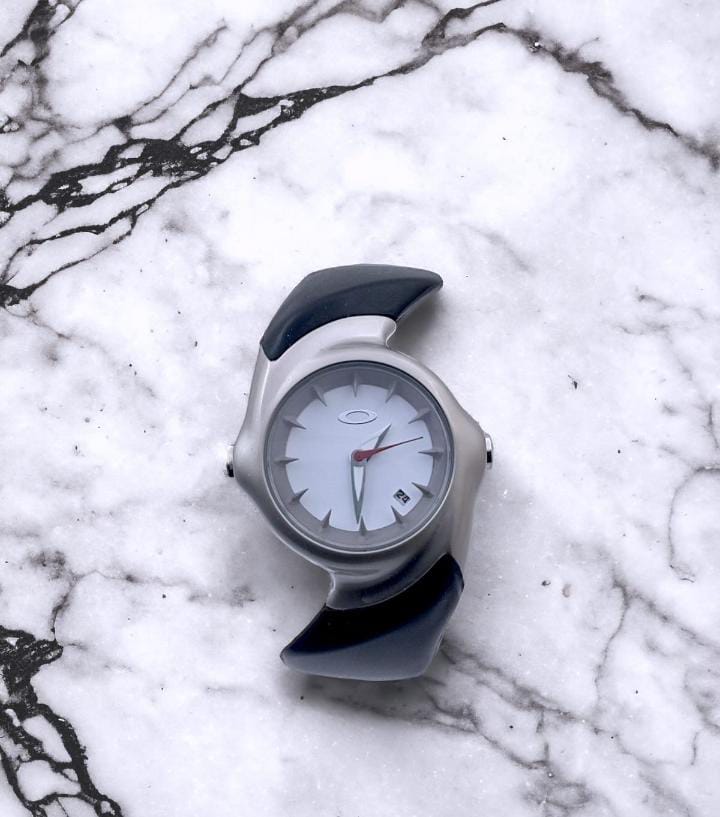 Oakley Crush Watch